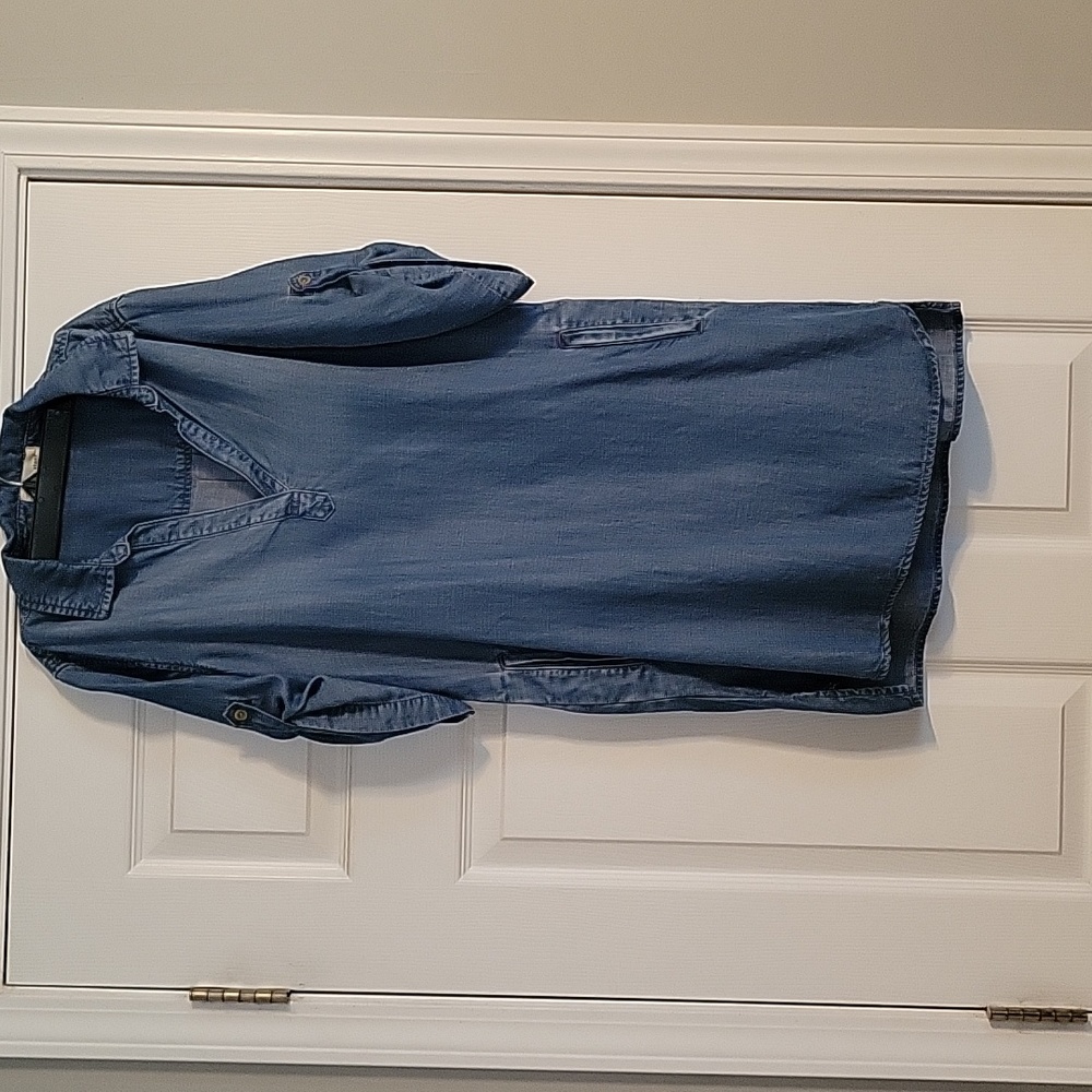 LIIghtweight Jean material dress. Cloth & Stone